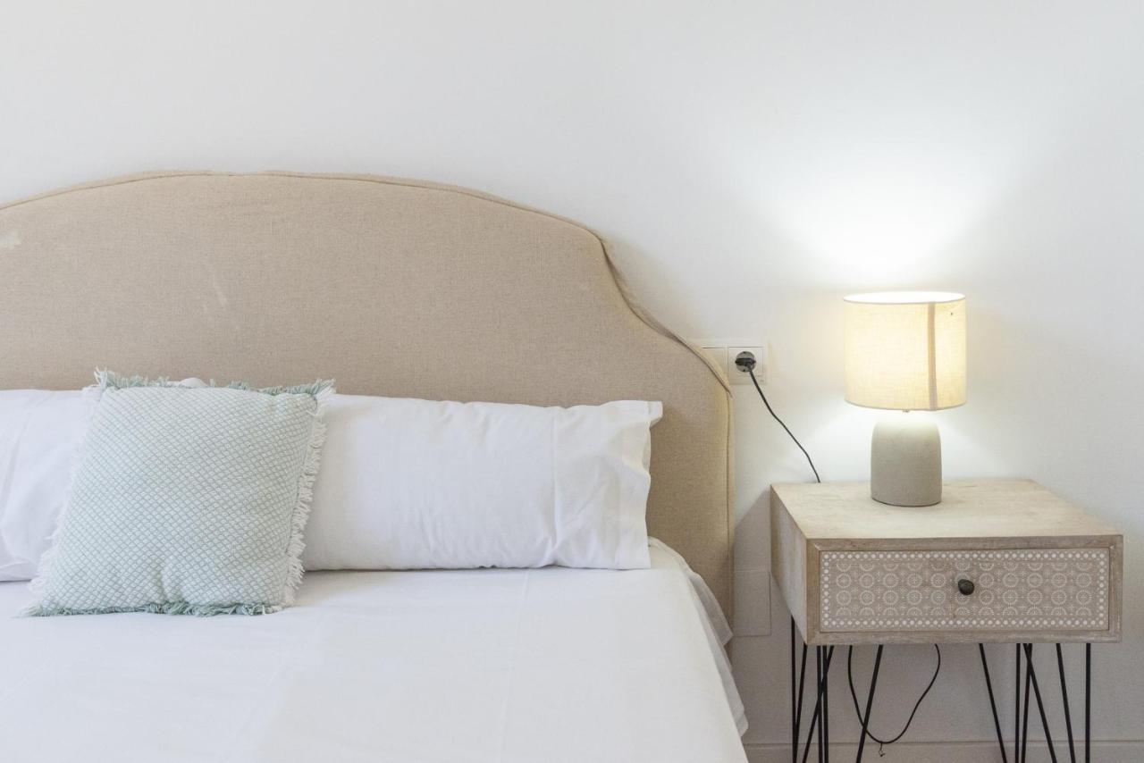 Urbe10 Terrace Constitucion 1 Bedroom Apartment Málaga Dış mekan fotoğraf